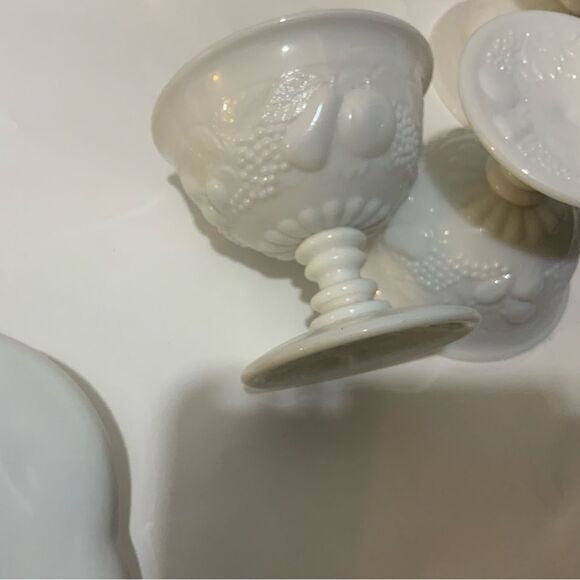 Indiana Glass Colony Harvest Milk 3 footed Glasses Plate Set of 4 plates  (7 Pc) - Picture 6 of 9